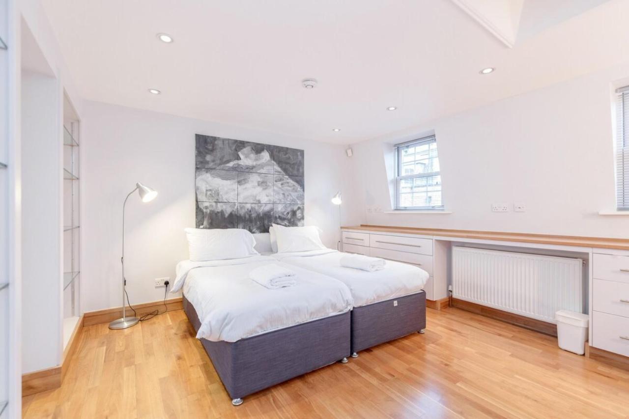 Beautiful 1 Bedroom Apartment In Victoria Londres Extérieur photo
