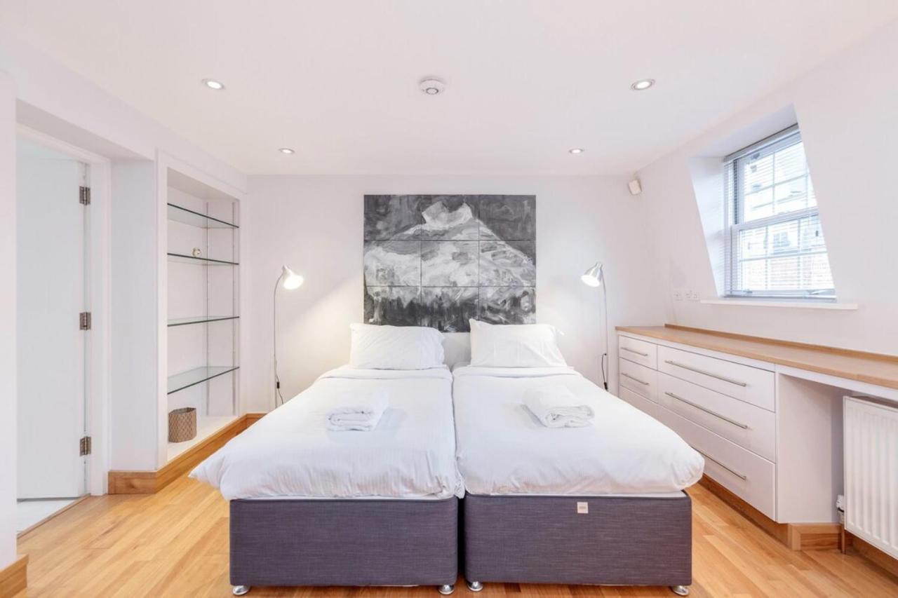 Beautiful 1 Bedroom Apartment In Victoria Londres Extérieur photo