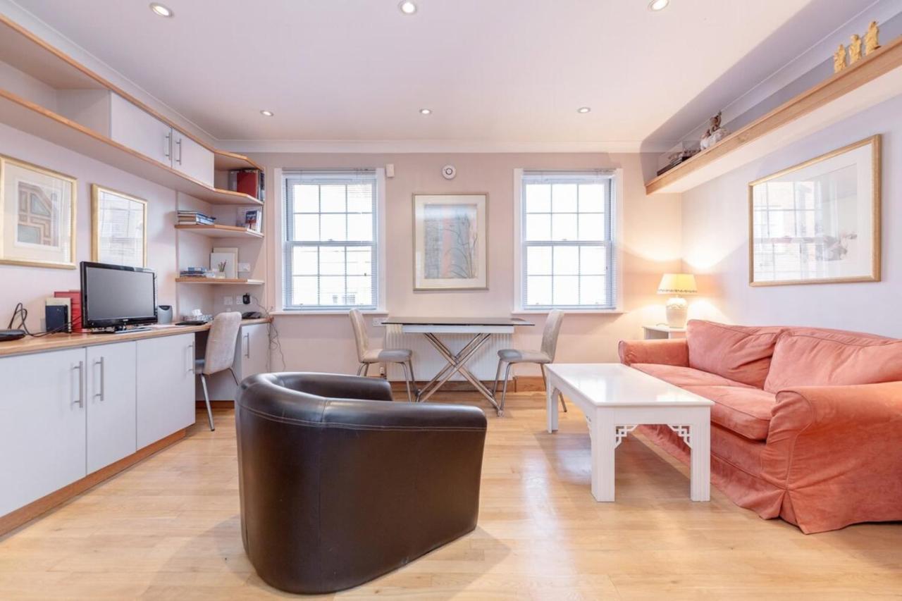 Beautiful 1 Bedroom Apartment In Victoria Londres Extérieur photo